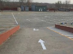 昌平陵园停车场划线