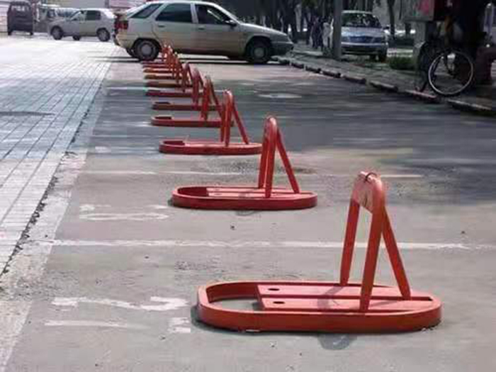 车位锁安装