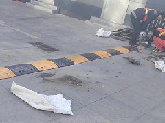 减速带安装施工