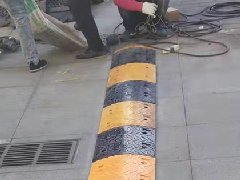 减速带安装施工