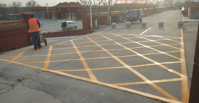 黄色禁停网格线