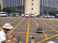 黄色禁停网格线